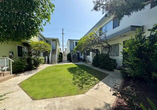 1530 Harvard St in Santa Monica, CA - Foto de edificio - Building Photo