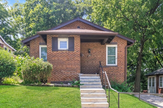 7420 Lansdowne Ave in St. Louis, MO - Building Photo - Building Photo