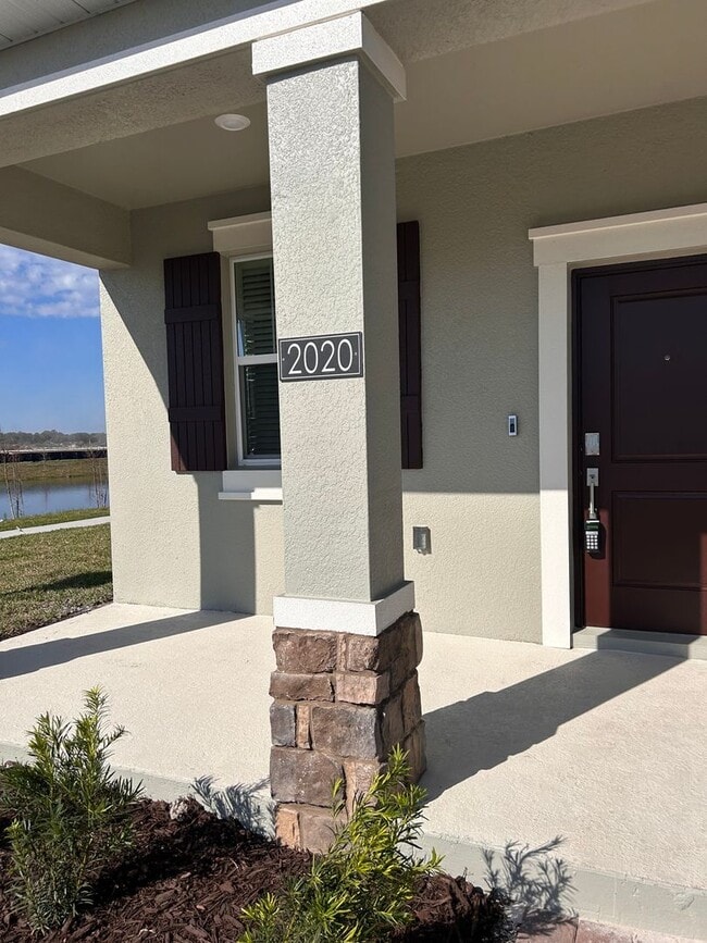 2020 Tohoqua Blvd in Kissimmee, FL - Building Photo - Building Photo