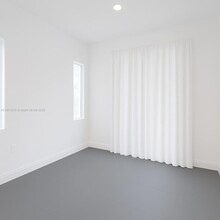 541 NW 33rd St, Unit 1 in Miami, FL - Building Photo - Building Photo
