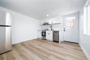 6965 Saranac St in San Diego, CA - Building Photo