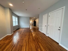 2536 Adams Ave in Columbus, OH - Building Photo - Building Photo