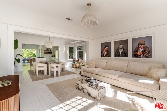 1163 Nelrose Ave in Los Angeles, CA - Building Photo - Building Photo