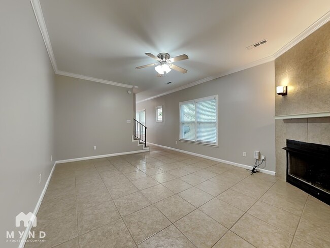 1924 W Brownstone Ct SW in Decatur, AL - Foto de edificio - Building Photo