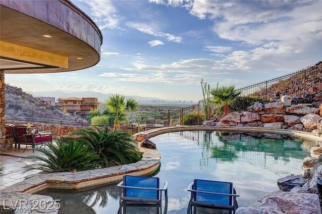 1608 Liege Dr in Henderson, NV - Building Photo - Building Photo