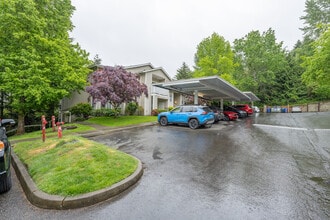 Bokara By The Lake Apartments in Renton, WA - Building Photo - Building Photo
