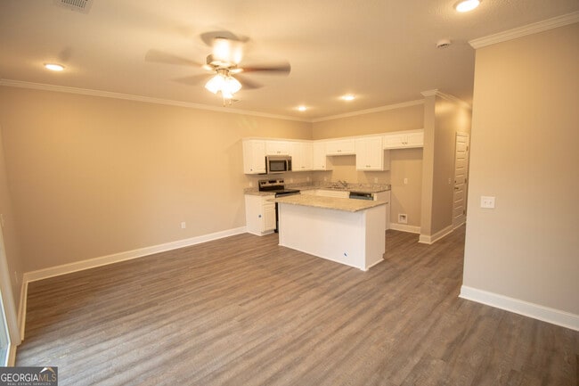 142 Gentilly Rd in Statesboro, GA - Building Photo - Building Photo