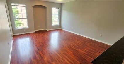 509 Spartan Dr in Slidell, LA - Foto de edificio - Building Photo
