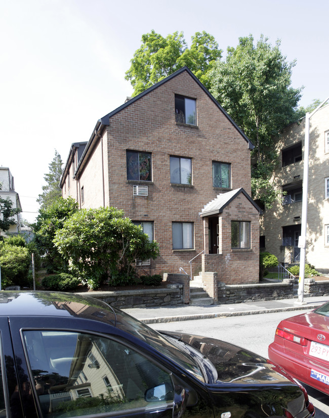 31 Bowdoin St in Worcester, MA - Foto de edificio - Building Photo