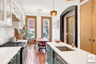 272 Putnam Ave in Brooklyn, NY - Building Photo - Building Photo