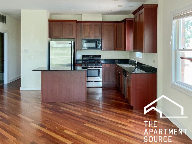 property at 3114 N Racine Ave