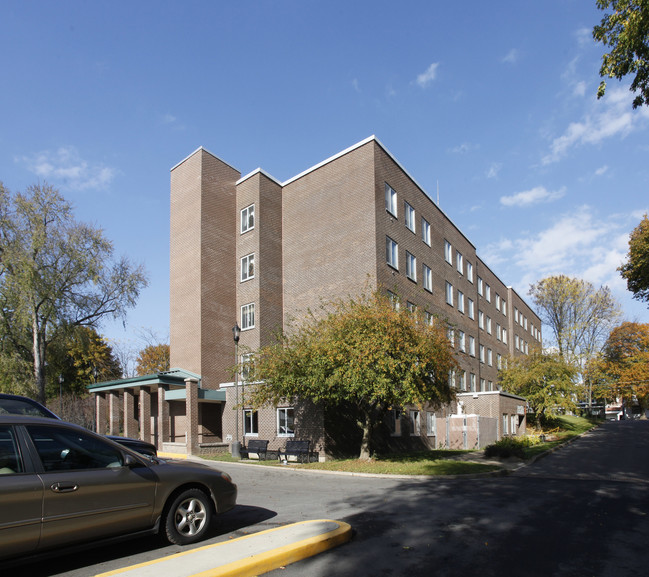 Mid-Town Apartments in Herkimer, NY - Building Photo - Building Photo