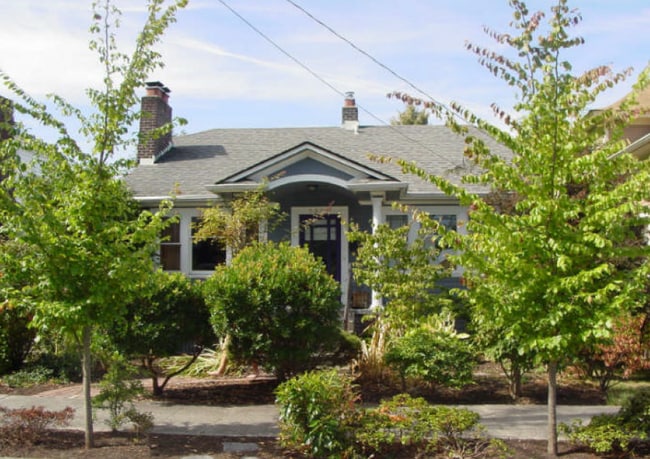 5329 9th Ave NE in Seattle, WA - Foto de edificio - Building Photo