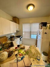 530 Cambridge St, Unit 1 in Boston, MA - Foto de edificio - Building Photo