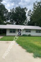 114 E Hilly Ave in Ruston, LA - Building Photo