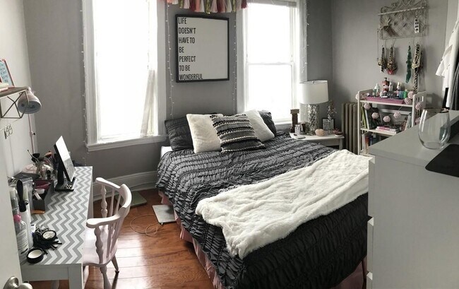 8 Sunset St, Unit #1 in Boston, MA - Building Photo - Building Photo