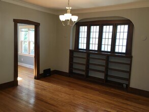 253 Valley Ave SW in Grand Rapids, MI - Building Photo - Building Photo