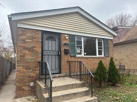 11350 S Aberdeen St in Chicago, IL - Building Photo