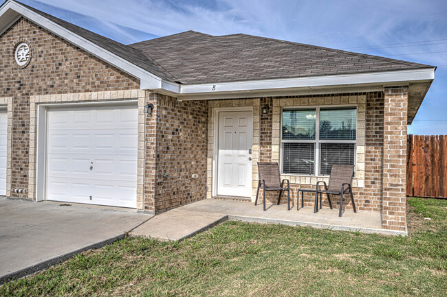 1607 Powder River Dr APT B in Killeen, TX - Foto de edificio - Building Photo