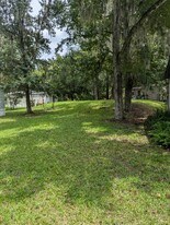 2800 Co Rd 13A in Elkton, FL - Building Photo