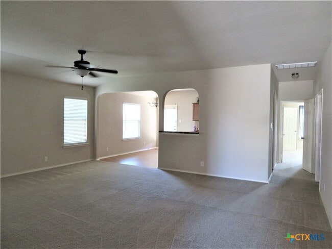 property at 2882 Oakdell Tr