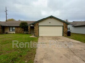 1907 E 66th Pl in Tulsa, OK - Building Photo