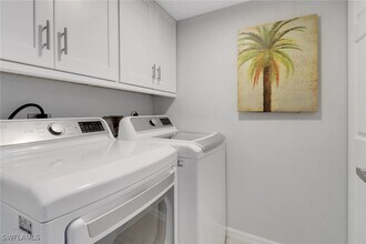 16466 Timberlakes Dr in Ft. Myers, FL - Building Photo - Building Photo