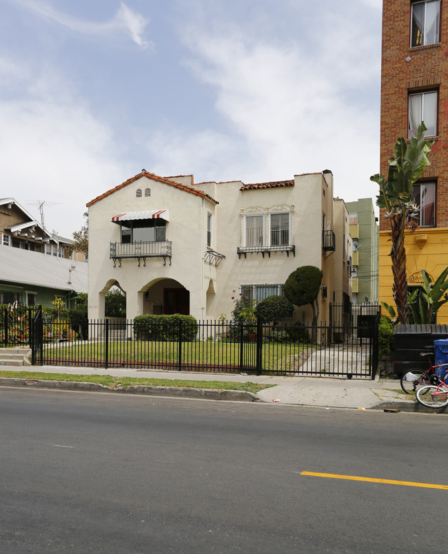 846 S Harvard Blvd in Los Angeles, CA - Building Photo - Building Photo