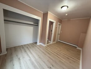 288 Walnut St in North Adams, MA - Building Photo - Building Photo