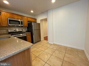 1315 S Howard St in Philadelphia, PA - Building Photo - Building Photo