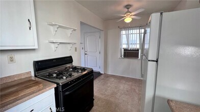 11103 Cumpston St in Los Angeles, CA - Building Photo - Building Photo