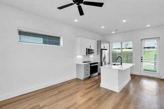 1800 Collie Ct in Garland, TX - Building Photo - Building Photo