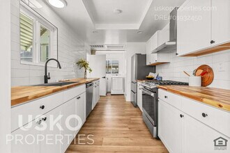 2625 27th St-Unit -1 in Sacramento, CA - Building Photo - Building Photo