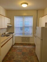 22-61-61 27th St in Queens, NY - Building Photo - Building Photo