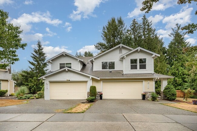 property at 324 196th Pl SW