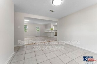 7514 Kings Hill Ave in Baton Rouge, LA - Building Photo - Building Photo