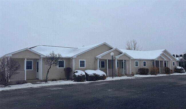 947 Sohn Alloway Rd in Lyons, NY - Foto de edificio - Building Photo