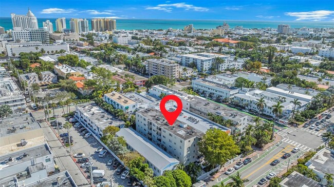 1615 Meridian Ave in Miami Beach, FL - Building Photo - Building Photo