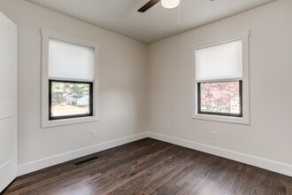 4721 W 61st Terrace in Mission, KS - Building Photo - Building Photo