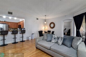 15880 SW 3rd St in Pembroke Pines, FL - Building Photo - Building Photo
