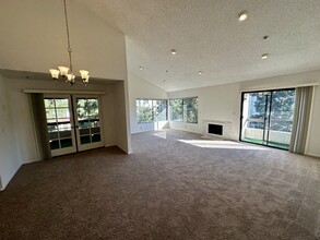 5745 Friars Rd, Unit 122 in San Diego, CA - Building Photo - Building Photo