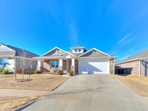 13601 Watson Dr in Piedmont, OK - Building Photo - Building Photo