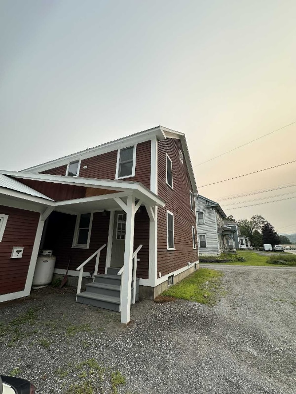 17 Central St