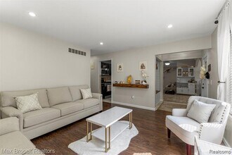 43530 Westminister Way in Canton Township, MI - Building Photo - Building Photo