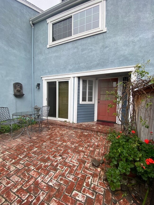 property at 700 E Lake Dr