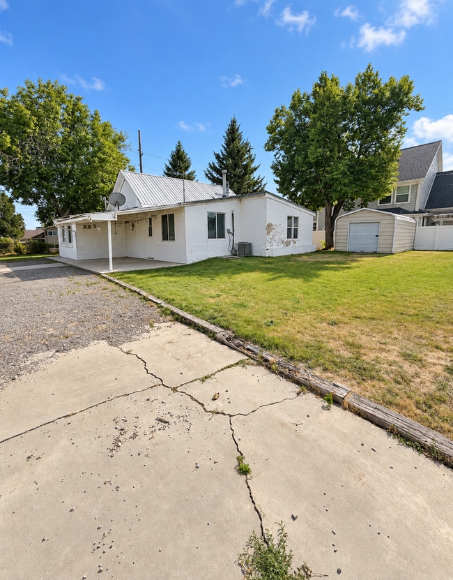 property at 1040 W 1100 N