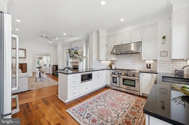 property at 1854 3rd St NW