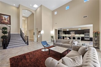 11 Carolina Cherry Dr in Las Vegas, NV - Building Photo - Building Photo