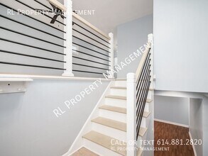 596 Knights Ave in Columbus, OH - Building Photo - Building Photo