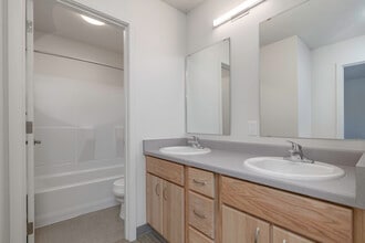 Parkside Apartments in Forest Grove, OR - Foto de edificio - Interior Photo